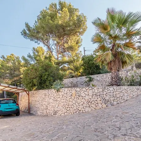 El Refugio - Quite And Spacious Villa *