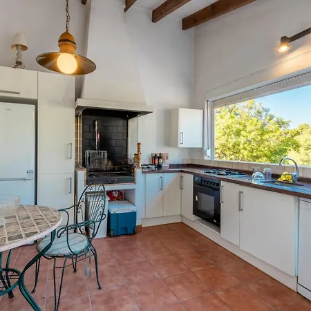Villa El Refugio - Quite And Spacious *